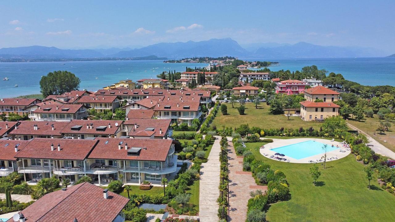 Giulia Luxury Apartment Sirmione Eksteriør bilde