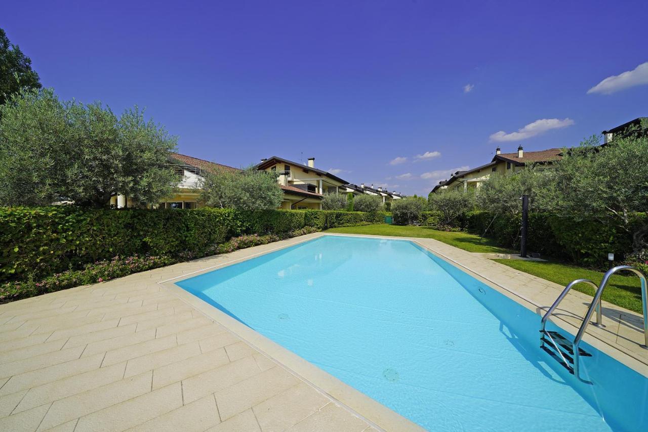 Giulia Luxury Apartment Sirmione Eksteriør bilde