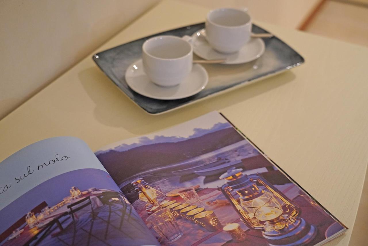 Giulia Luxury Apartment Sirmione Eksteriør bilde